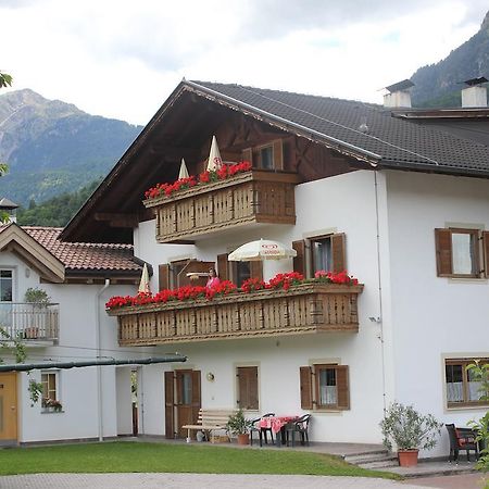 Residence Rebgut Tesimo Szoba fotó
